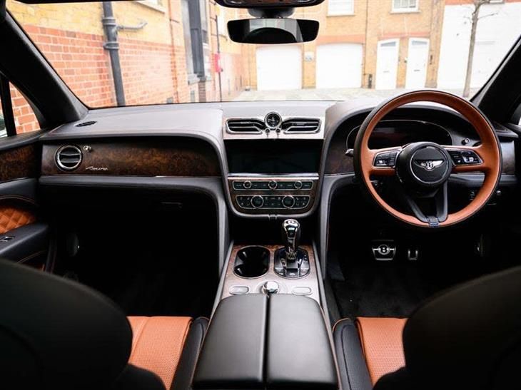 Bentley Azure Bentley Bentayga V8 Azure — миниатюра 4