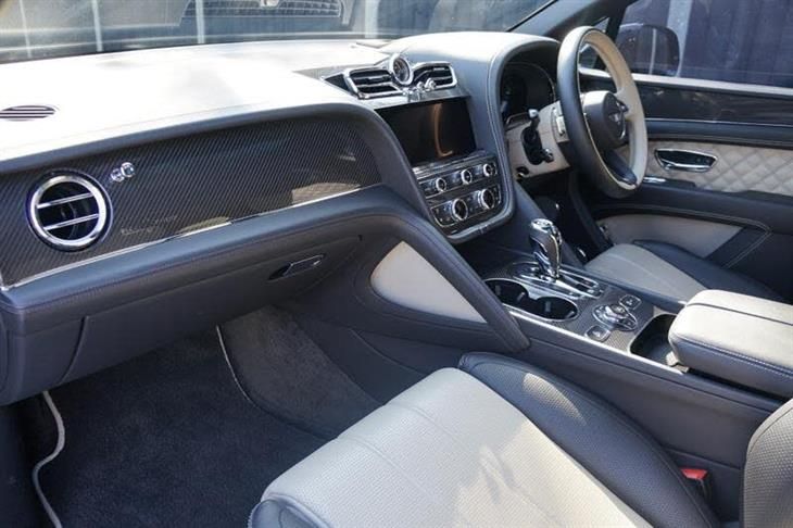 Bentley Bentayga Bentley Bentayga V8 First Edition — миниатюра 2