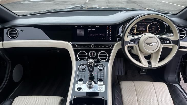 Bentley Continental GT Bentley Continental GT 4.0 V8 2dr Auto — миниатюра 4