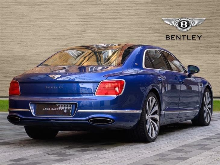 Bentley Flying Spur Bentley Flying Spur W12 First Edition — миниатюра 3