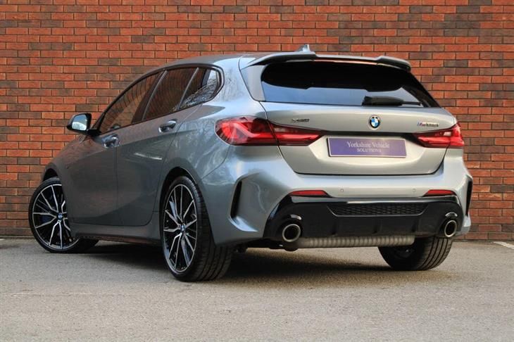 BMW M135i BMW 1 Series 2.0 M135i Auto xDrive Euro 6 (s/s) 5dr — миниатюра 3