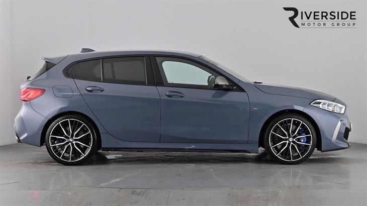 BMW M135i BMW 1 Series 2.0 M135i Auto xDrive Euro 6 (s/s) 5dr — миниатюра 2