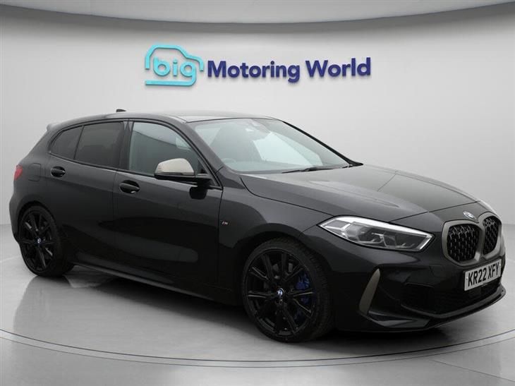BMW M135i BMW 1 Series 2.0 M135i Hatchback 5dr Petrol Auto xDrive Euro 6 (s/s) (306 ps) — миниатюра 1