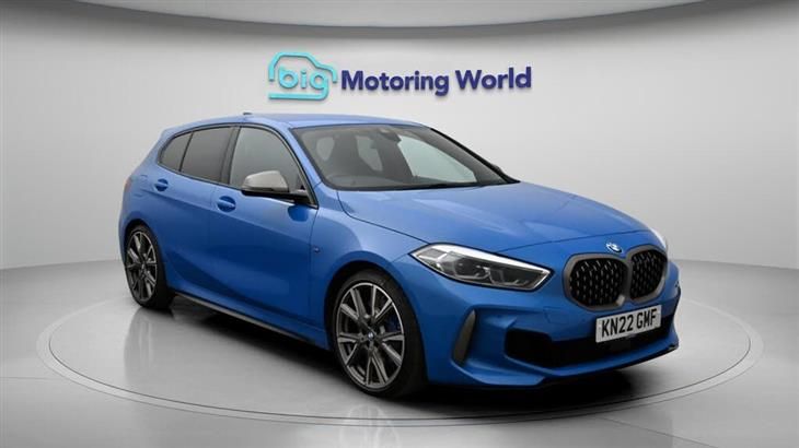 BMW M135i BMW 1 Series 2.0 M135i Hatchback 5dr Petrol Auto xDrive Euro 6 (s/s) (306 ps) — миниатюра 2