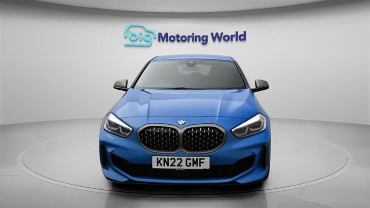 BMW M135i BMW 1 Series 2.0 M135i Hatchback 5dr Petrol Auto xDrive Euro 6 (s/s) (306 ps) — миниатюра 3