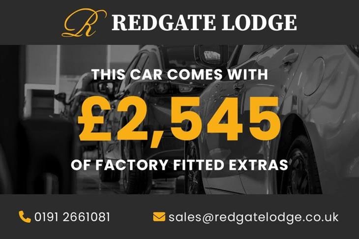 BMW M135i BMW 1 Series 2.0 M135i Hatchback 5dr Petrol Auto xDrive Euro 6 (s/s) (306 ps) — миниатюра 2