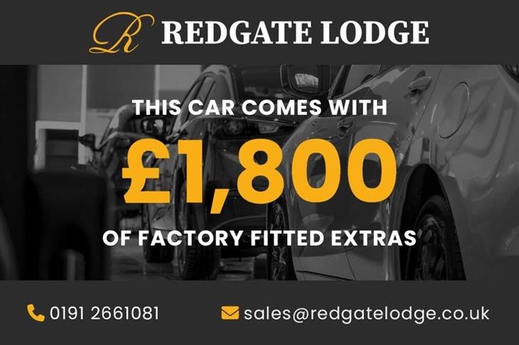 BMW M135i BMW 1 Series 2.0 M135i Hatchback 5dr Petrol Auto xDrive Euro 6 (s/s) (306 ps) — миниатюра 2