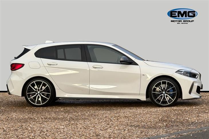 BMW M135i BMW 1 Series 2.0 M135i Hatchback 5dr Petrol Auto Xdrive Euro 6 (s/s) (306 Ps) — миниатюра 4