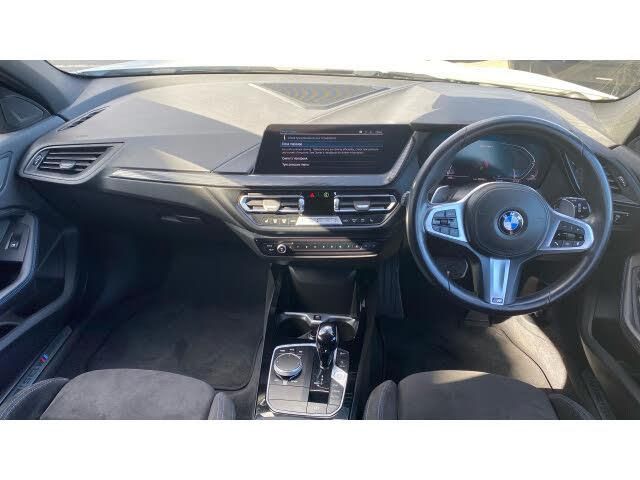 BMW M135i BMW 1 Series M135i xDrive 5dr Step Auto Petrol Hatchback — миниатюра 4