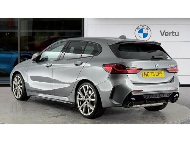 BMW M135i BMW 1 Series M135i xDrive 5dr Step Auto Petrol Hatchback — миниатюра 2