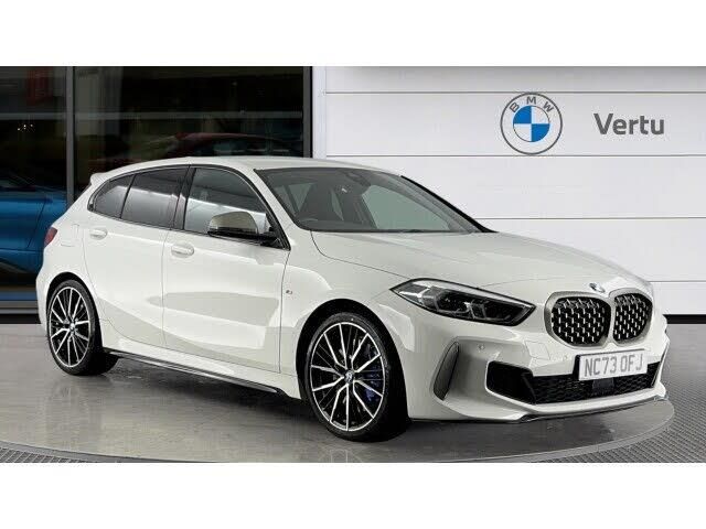 BMW M135i BMW 1 Series M135i xDrive 5dr Step Auto Petrol Hatchback — миниатюра 1