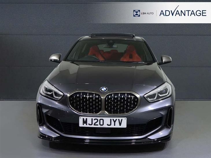 BMW M135i BMW 1 Series M135i xDrive 5dr Step Auto — миниатюра 4