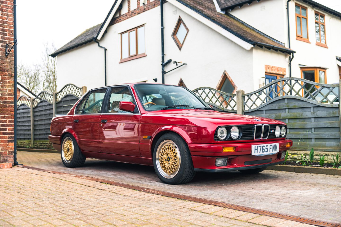 1991 BMW 320i (E30) Saloon