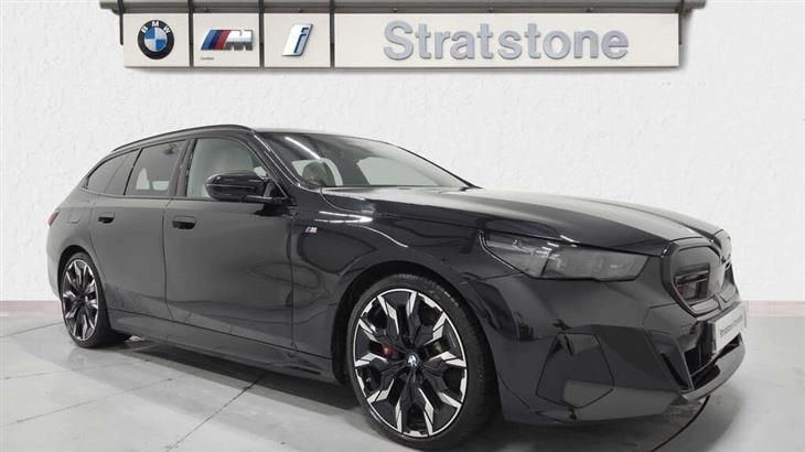 BMW i5 M60