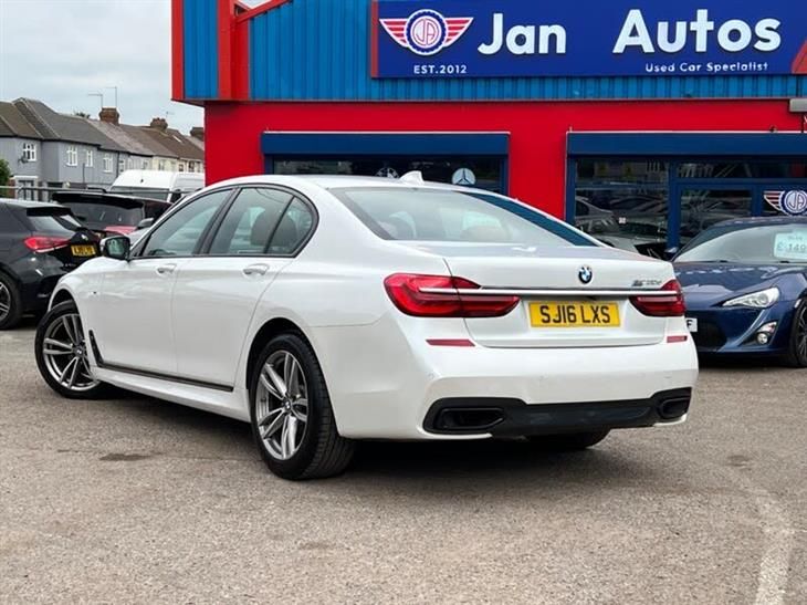 White BMW 7 Series cars for sale - PistonHeads UK