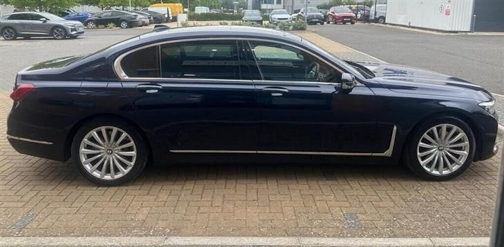 BMW 7 Series 3.0 740Li Saloon 4dr Petrol Auto Euro 6 (s/s) (340 ps)