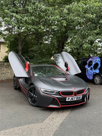 BMW i8