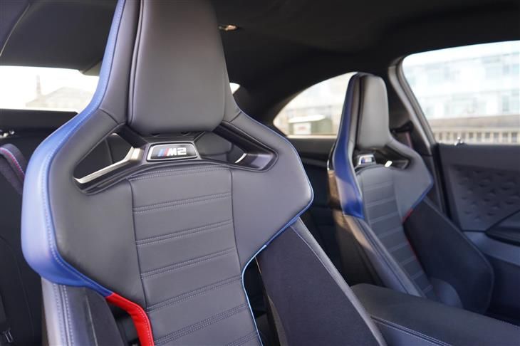 BMW M2 BMW M2 3.0 BiTurbo Steptronic Euro 6 (s/s) 2dr — миниатюра 3