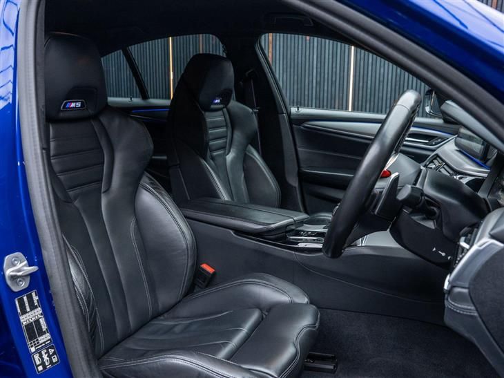 BMW M5 BMW M5 4.4i V8 Competition Steptronic xDrive Euro 6 (s/s) 4dr — миниатюра 2