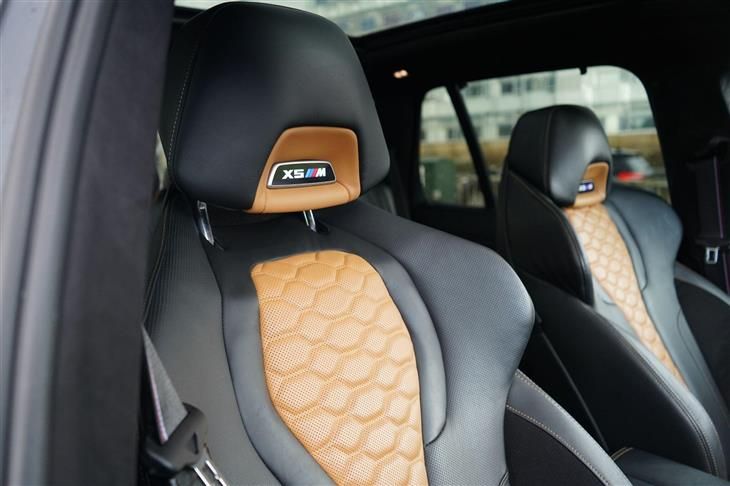 BMW X5M BMW X5 M 4.4i V8 Competition Auto xDrive Euro 6 (s/s) 5dr — миниатюра 3