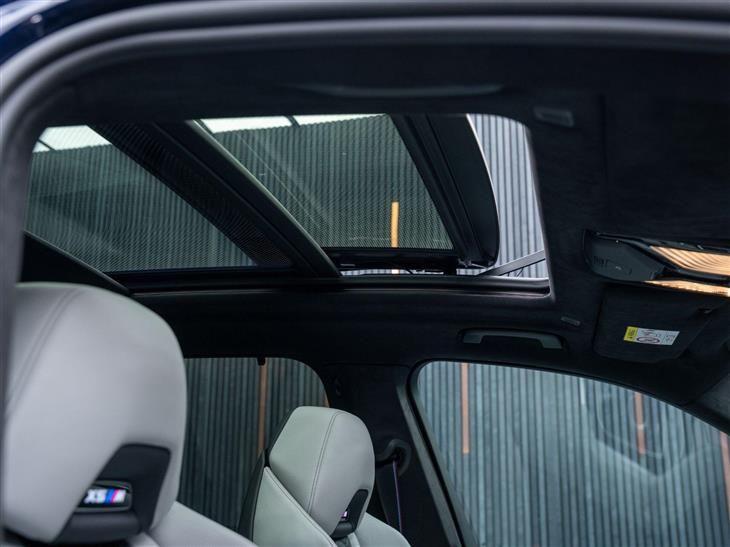 BMW X5M BMW X5 M 4.4i V8 Competition Auto xDrive Euro 6 (s/s) 5dr — миниатюра 4