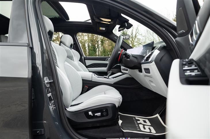 BMW X5M BMW X5 M 4.4i V8 Competition Steptronic xDrive Euro 6 (s/s) 5dr — миниатюра 3