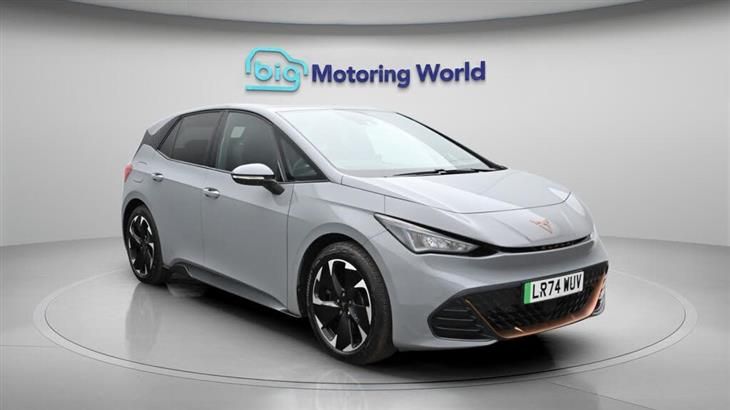Cupra Born Cupra Born e-Boost 59kWh V2 Hatchback 5dr Electric Auto (230 ps) — миниатюра 2