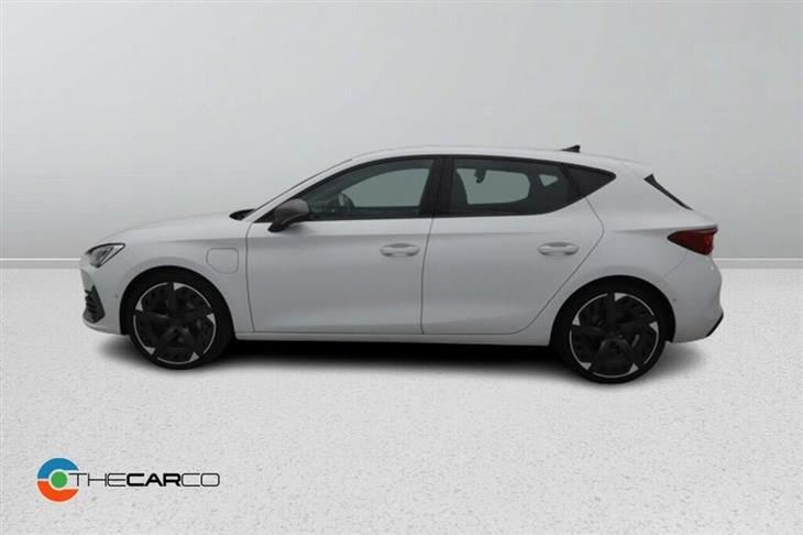 Cupra Leon Cupra Leon NF 1.4 eHybrid 12.8kWh VZ3 Hatchback 5dr Petrol Plug-in Hybrid DSG Euro 6 (s/s) (245 ps) — миниатюра 4