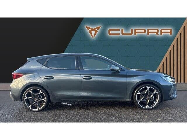 Cupra Leon Cupra Leon NF 1.5 eTSI 150 V2 5dr DSG Petrol Hatchback — миниатюра 4
