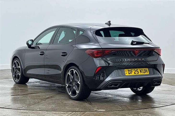 Cupra Leon Cupra Leon NF 1.5 eTSI 150 V2 5dr DSG — миниатюра 3