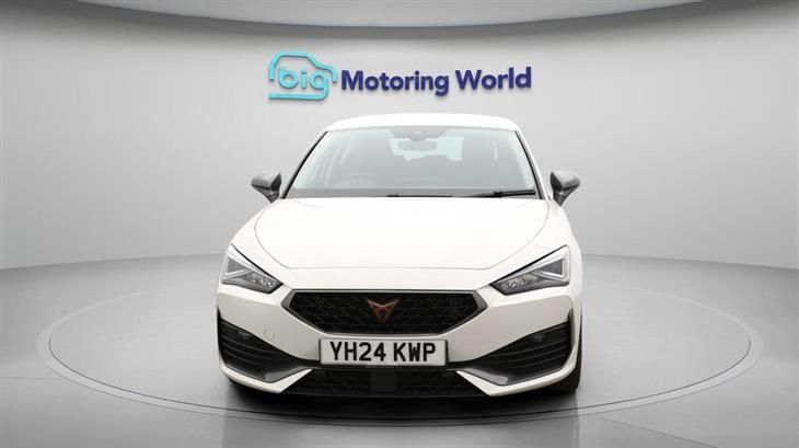 Cupra Leon Cupra Leon NF 1.5 TSI V1 Hatchback 5dr Petrol Manual Euro 6 (s/s) (150 ps) — миниатюра 3
