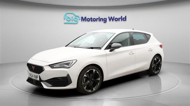 Cupra Leon Cupra Leon NF 1.5 TSI V1 Hatchback 5dr Petrol Manual Euro 6 (s/s) (150 ps) — миниатюра 4