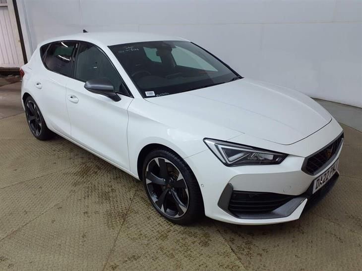 Cupra Leon Cupra Leon NF 2.0 TSI VZ1 Hatchback 5dr Petrol DSG Euro 6 (s/s) (245 ps) Rear View Camera, Front / Rear Parking Sensors, Full Li — фото 1