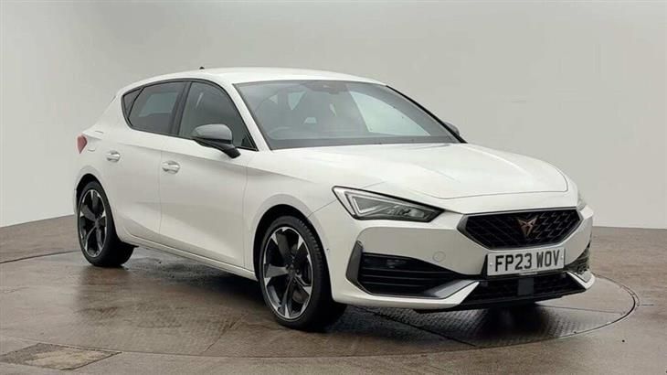 Cupra Leon Cupra Leon NF 2.0 TSI VZ1 Hatchback 5dr Petrol DSG Euro 6 (s/s) (245 ps) Rear View Camera, Front / Rear Parking Sensors, Full Li — миниатюра 1