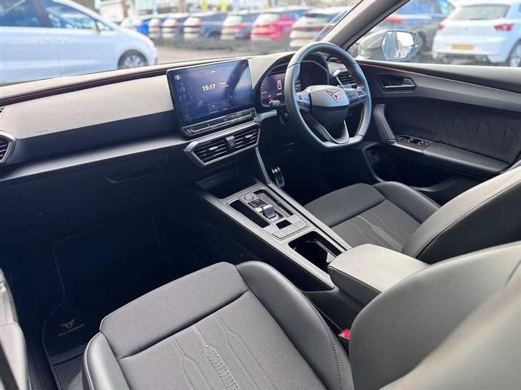 Cupra Leon Cupra Leon NF VZ2 Design Edition 1.4 e-HYBRID 245PS AFV DSG — миниатюра 2