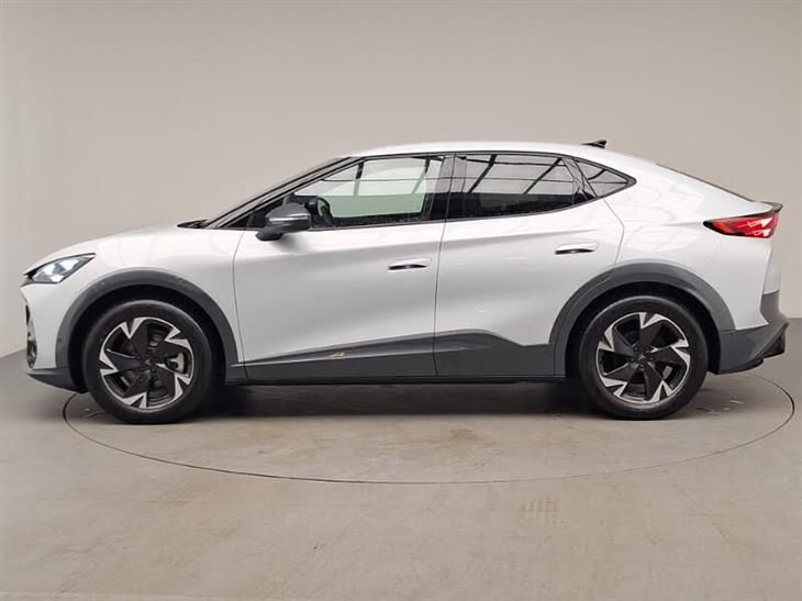 Cupra Tavascan Cupra Tavascan 210kW V1 77kWh 5dr Auto [Winter Pack] — миниатюра 4