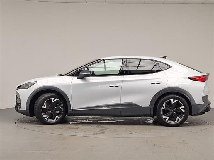 Cupra Tavascan Cupra Tavascan 210kW V1 77kWh 5dr Auto [Winter Pack] — миниатюра 4