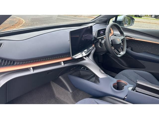 Cupra Tavascan Cupra Tavascan 210kW V2 77kWh 5dr Auto [Winter Pack] Electric Estate — миниатюра 2