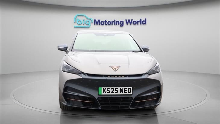 Cupra Tavascan Cupra Tavascan 77kWh V1 SUV Coupe 5dr Electric Auto (286 ps) — миниатюра 2