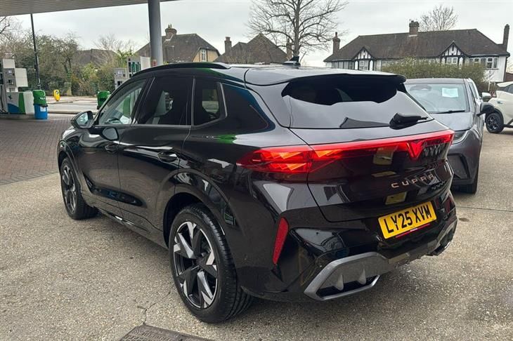 Cupra Terramar Cupra Terramar 1.5 Etsi V2 Suv 5dr Petrol Hybrid Dsg Euro 6 (s/s) (150 Ps) — миниатюра 2