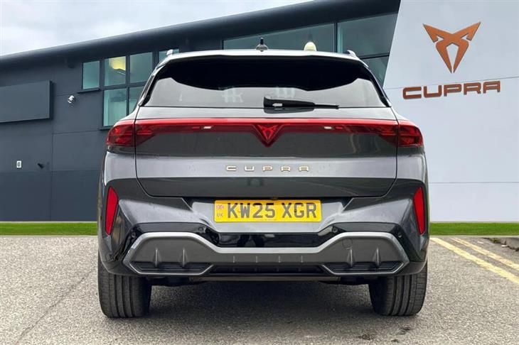 Cupra Terramar Cupra Terramar 2.0 TSI VZ2 DSG 4Drive Euro 6 (s/s) 5dr — миниатюра 4