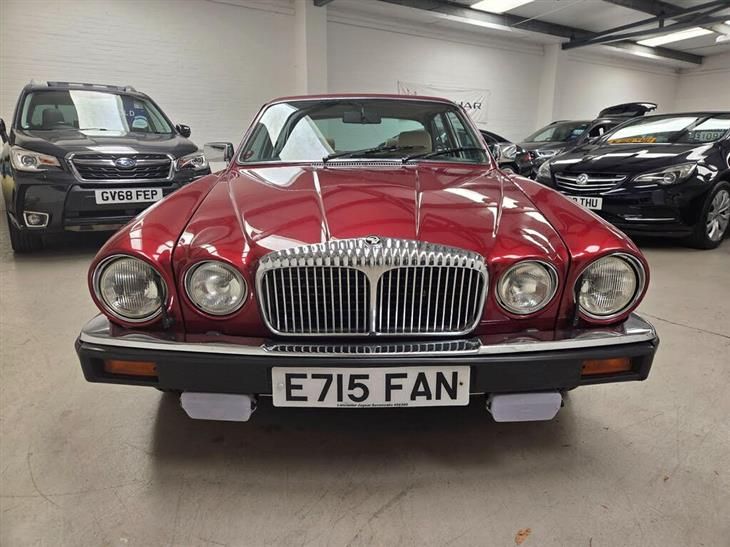 Daimler DOUBLE SIX