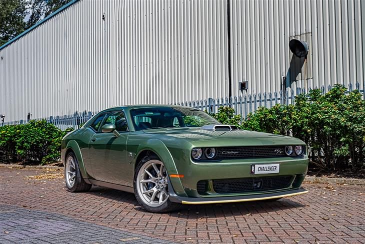 Dodge Challenger