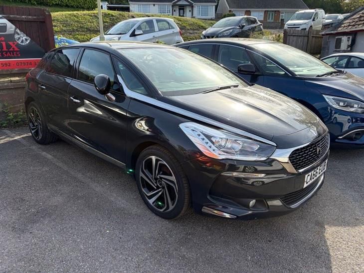 DS AUTOMOBILES DS 5