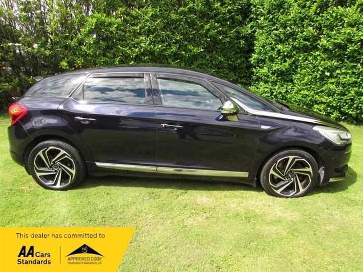 DS AUTOMOBILES DS 5