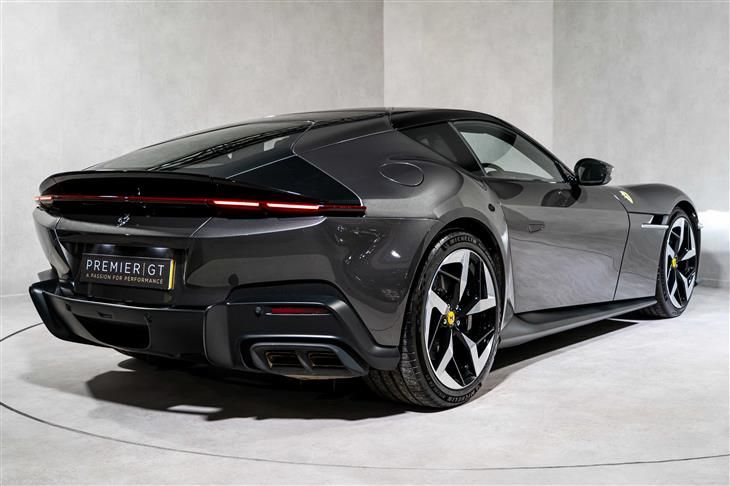 Ferrari 12Cilindri FERRARI 12CILINDRI COUPE. HISTORIC PAINTWORK. PASSENGER DISPLAY. LIFT. PANO ROOF. CARBON INT. — миниатюра 3