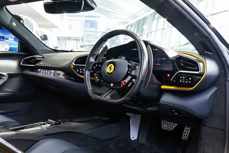 Ferrari 296 GTB 3.0T V6 7.45kWh Coupe 2dr Petrol Plug-in Hybrid F1 DCT Euro 6 (s/s) (830 ps) — миниатюра 3