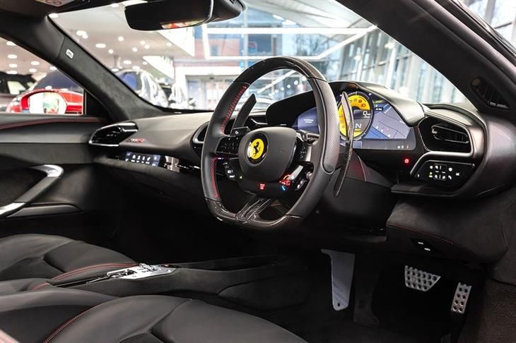 Ferrari 296 GTB photo 3
