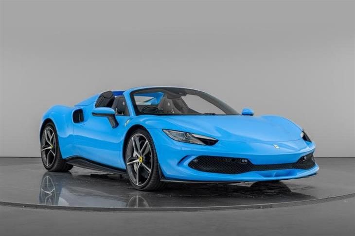 Ferrari 296 GTS Ferrari 296 GTS — миниатюра 2