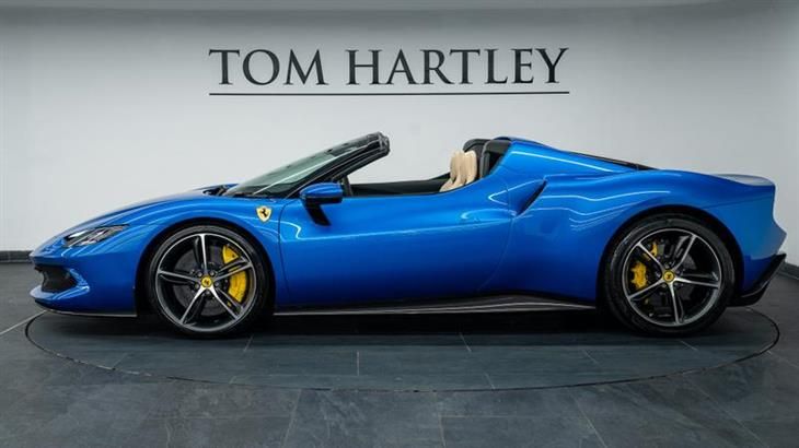 Ferrari 296 GTS Ferrari 296 GTS — миниатюра 4